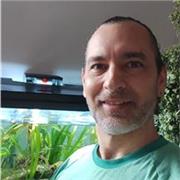 Profesor de italiano imparte clases particulares a niños de cualquier edad y adultos